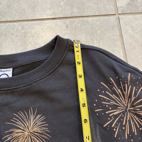 2021 Disney World Park 50th Anniversary October 1st Castle Fireworks Sz L NWT - Picture 8 of 10